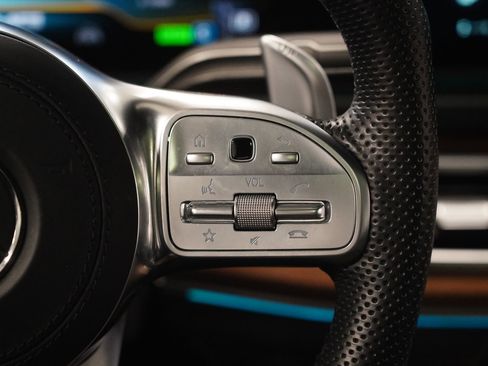 Certified 2021 Mercedes-Benz GLS 63 AMG 4MATIC image 19