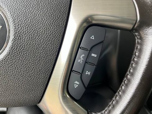 Used 2018 Chevrolet Express 2500 LT w/ LT Preferred Equipment Group RWD image 16