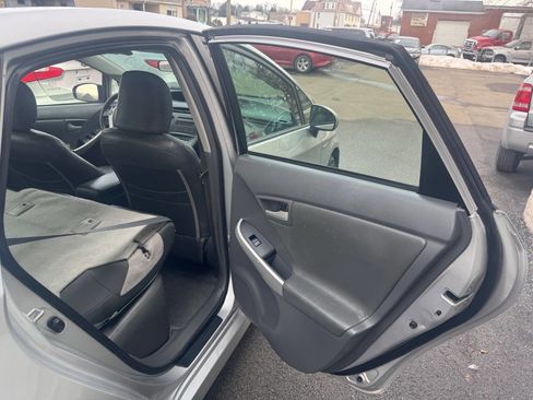 Used 2010 Toyota Prius Two image 22
