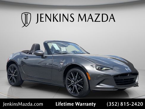 New 2026 MAZDA MX-5 Miata Grand Touring RWD image 2