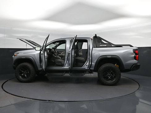 New 2026 Chevrolet Colorado ZR2 w/ Midnight Edition AWD/4WD image 48