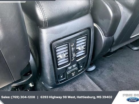 Used 2022 Dodge Durango GT image 24