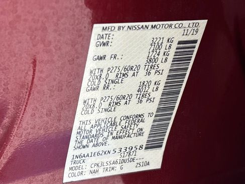 Used 2019 Nissan Titan SV w/ SV Convenience Package image 36