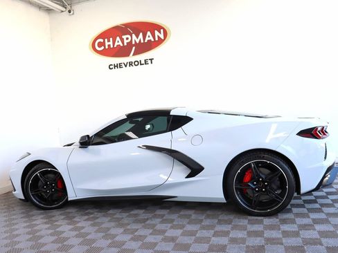 Used 2020 Chevrolet Corvette Stingray Coupe w/ 1LT RWD image 3