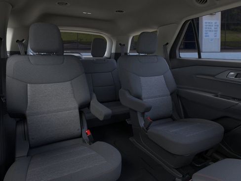 New 2026 Ford Explorer Active RWD image 11