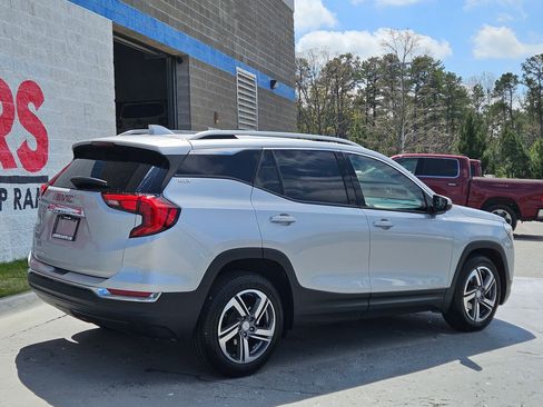 Used 2019 GMC Terrain SLT w/ Preferred Package FWD image 7