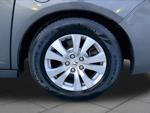Used 2014 Honda Odyssey EX-L image 10