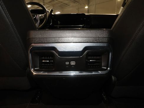 Used 2024 GMC Sierra 2500 SLT w/ SLT Convenience Package AWD/4WD image 31