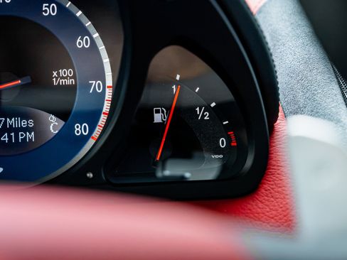 Used 2008 Mercedes-Benz SLR image 77