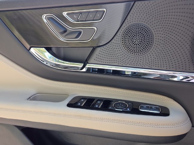New 2025 Lincoln Corsair Grand Touring w/ Equipment Group 301A AWD/4WD image 36