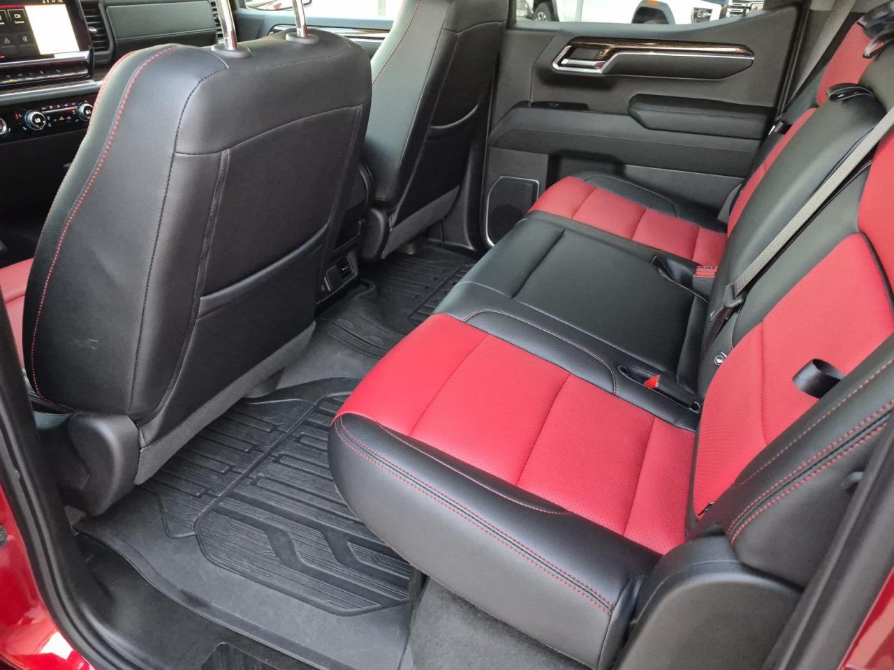 Used 2024 GMC Sierra 1500 Elevation AWD/4WD image 15