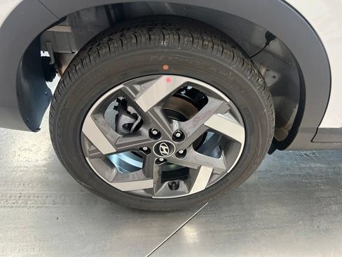 New 2026 Hyundai Venue SEL FWD image 7