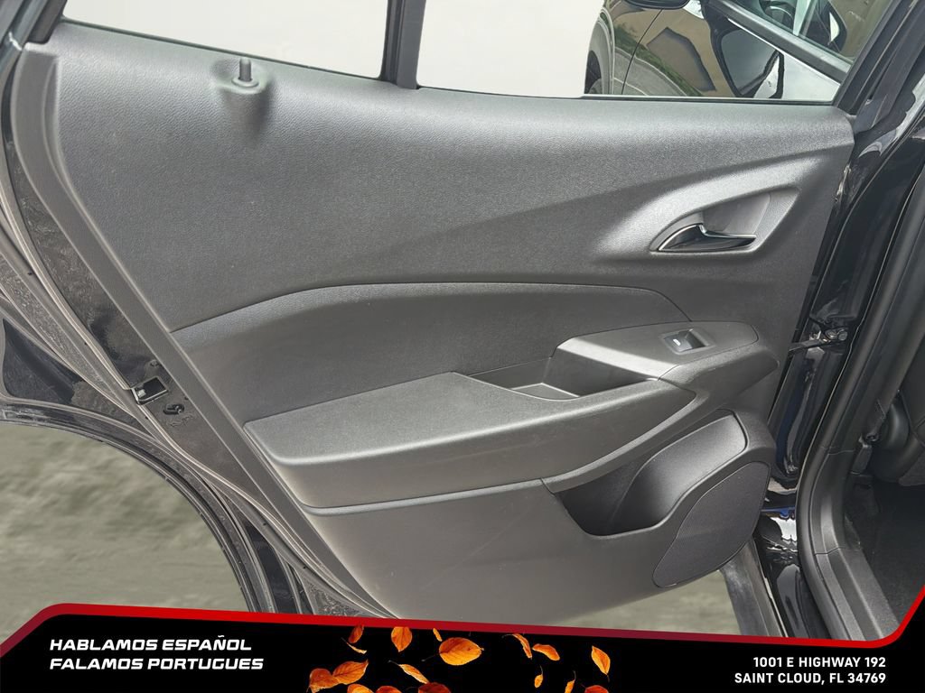 Certified 2025 Chevrolet Trax RS w/ Sunroof Package FWD image 25