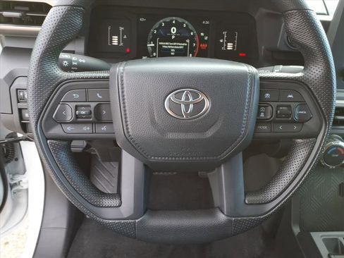 Used 2026 Toyota Tacoma SR image 18