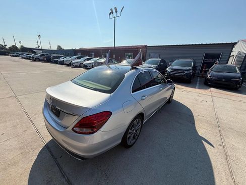 Used 2017 Mercedes-Benz C 300 Sedan image 10