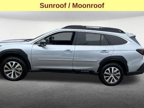 Certified 2025 Subaru Outback Premium image 5