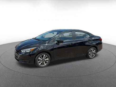 Used 2025 Nissan Versa SV FWD image 6