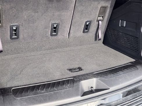 Used 2025 Chevrolet Tahoe LT image 18