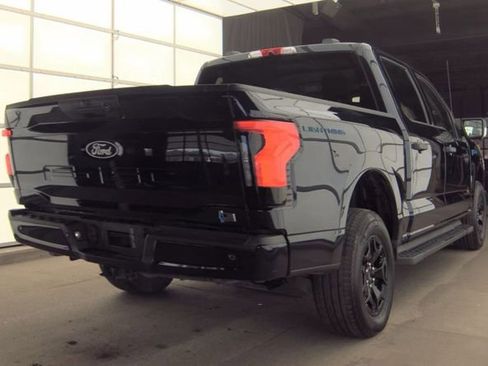 Used 2025 Ford F150 Lightning XLT AWD/4WD image 2