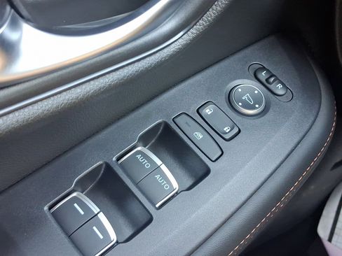 Used 2026 Honda HR-V Sport image 13