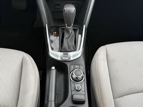 Used 2020 Toyota Yaris LE FWD image 19