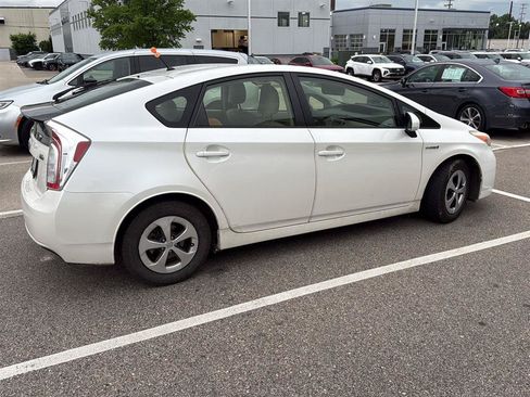 Used 2012 Toyota Prius Two FWD image 7