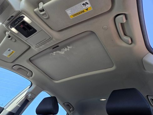 Used 2024 Honda Accord EX image 11