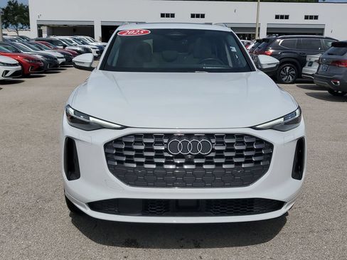 Certified 2025 Audi Q5 Premium Plus w/ Premium Plus AWD/4WD image 10