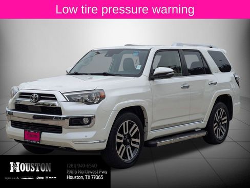 Used 2020 Toyota 4Runner SR5 Premium image 8