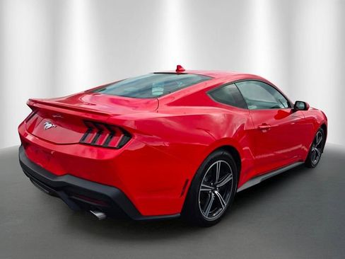 Used 2024 Ford Mustang Premium image 4