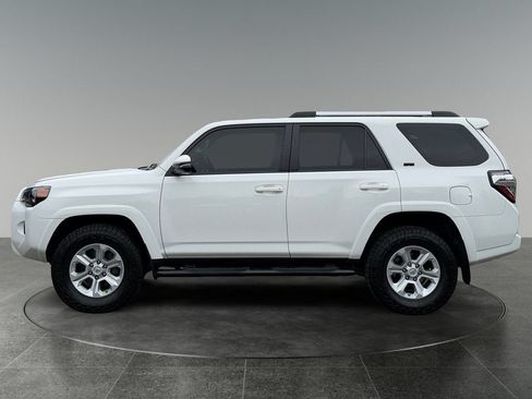 Used 2019 Toyota 4Runner SR5 Premium AWD/4WD image 5