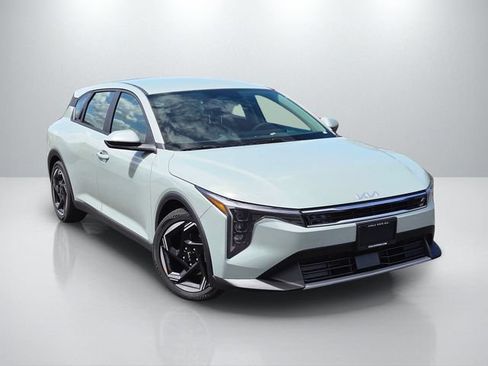 New 2026 Kia K4 EX FWD image 1