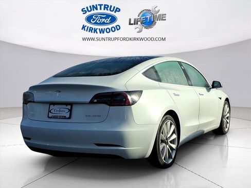 Used 2019 Tesla Model 3 image 3