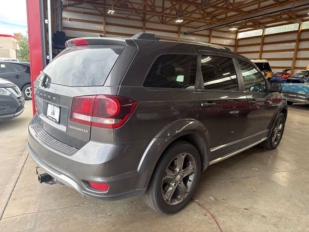Used 2017 Dodge Journey Crossroad w/ Popular Equipment Group AWD/4WD image 8