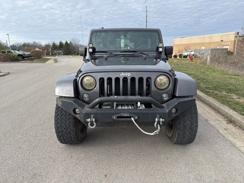 Used 2014 Jeep Wrangler Unlimited Sahara w/ Connectivity Group image 2