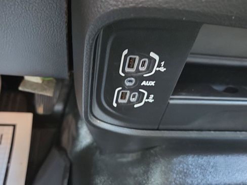 Used 2022 RAM 2500 Tradesman AWD/4WD image 32