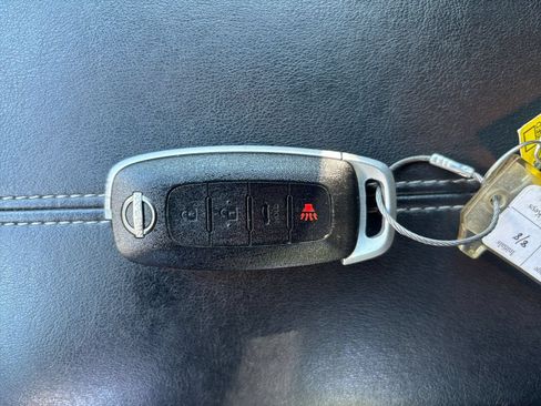 Used 2024 Nissan Sentra SV FWD image 21