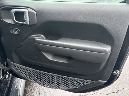 Used 2023 Jeep Wrangler Unlimited w/ Cold Weather Group image 22