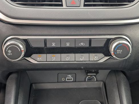 Used 2022 Nissan Altima 2.5 S FWD image 22