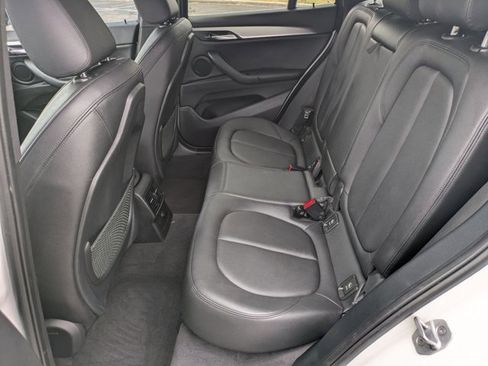 Used 2018 BMW X1 xDrive28i image 17