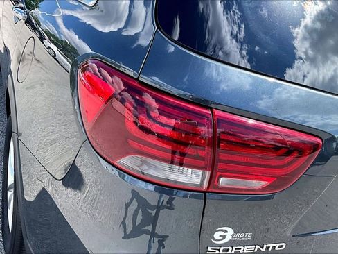 Used 2020 Kia Sorento LX w/ LX I4 Convenience Package AWD/4WD image 33