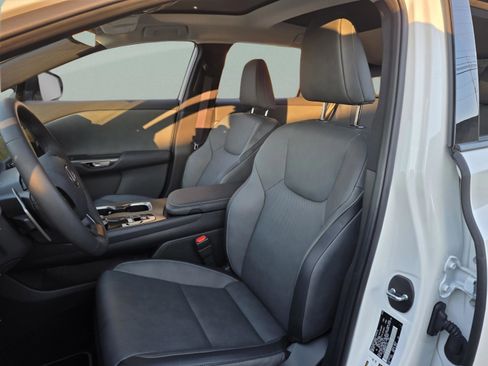 Used 2025 Lexus RZ 300e RZ 300e Premium w/ Accessory Package (Z1) image 11