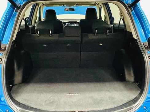 Used 2016 Toyota RAV4 XLE image 29