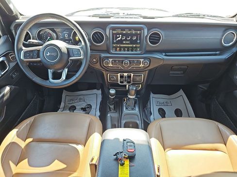 Used 2023 Jeep Wrangler Unlimited Sahara w/ Cold Weather Group AWD/4WD image 13