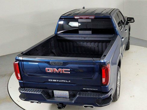 Used 2021 GMC Sierra 1500 Denali w/ Denali Ultimate Package AWD/4WD image 21