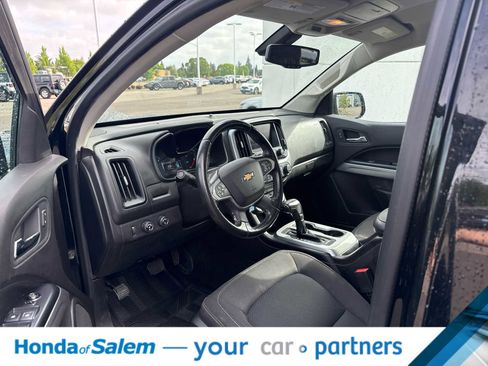 Used 2017 Chevrolet Colorado LT w/ LT Convenience Package AWD/4WD image 2