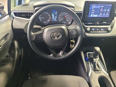 Used 2025 Toyota Corolla LE image 22