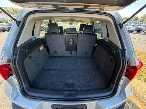 Used 2016 Volkswagen Tiguan S FWD image 11