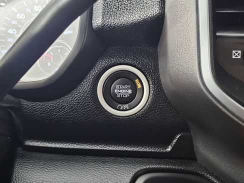 Used 2024 RAM 3500 Big Horn image 29