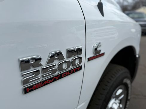 Used 2018 RAM 2500 Tradesman w/ Chrome Appearance Group image 18